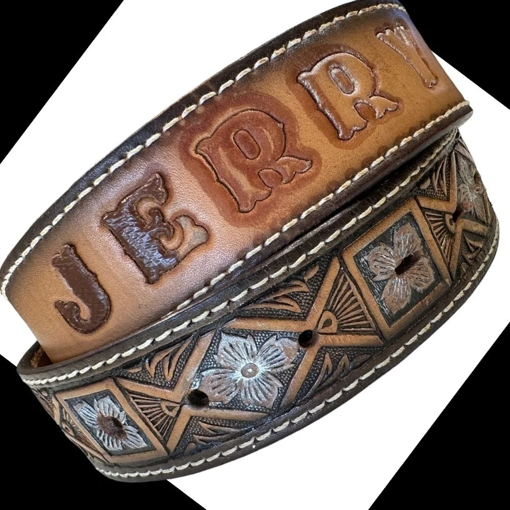 Sold - Picture 3 of 8